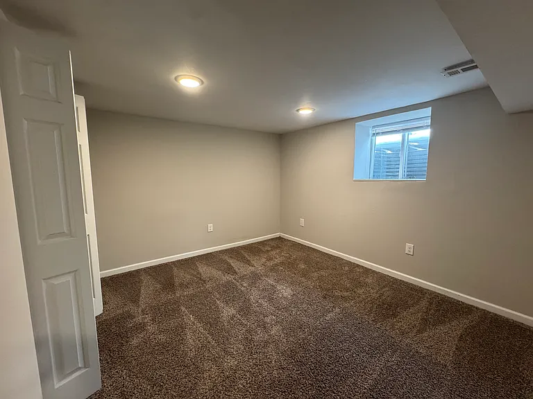 60 E Patterson Ave — Photo 11