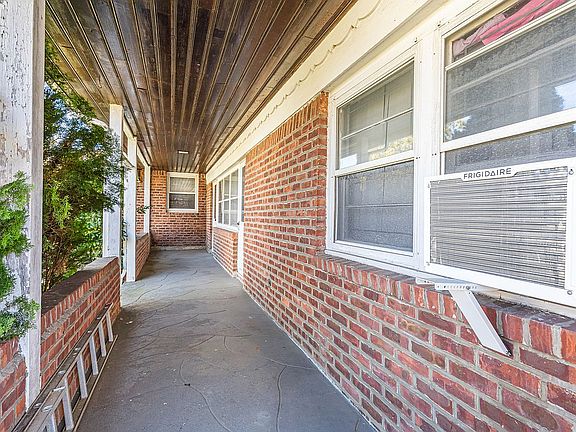 3rd image of 160-15 12th Ave