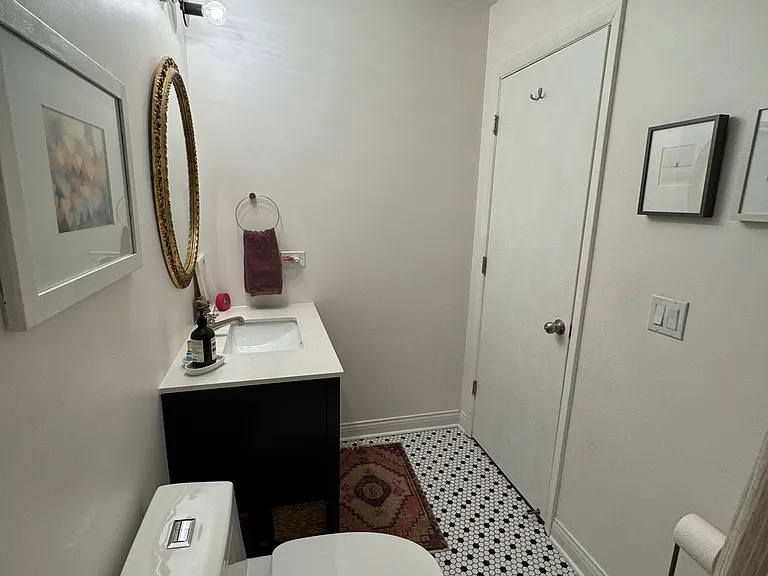 2210 W Wabansia Ave #210 — Photo 13