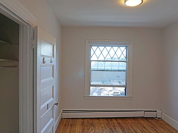 4th image of 1800 Massachusetts Ave APT 23