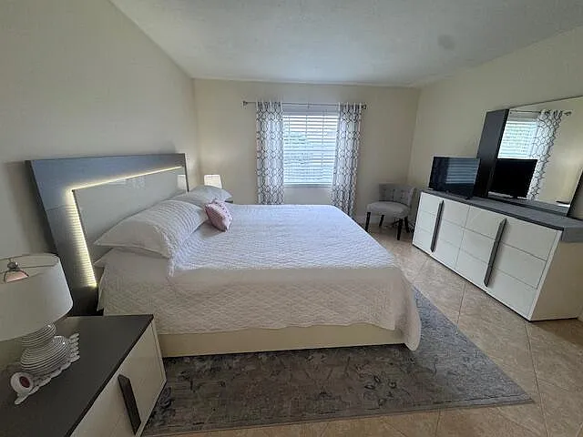 6475 Bay Club Dr #4 — Photo 7