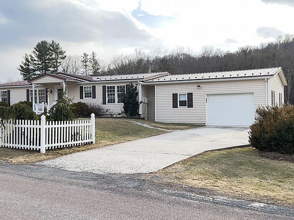 5th image of 125 White Church Ln