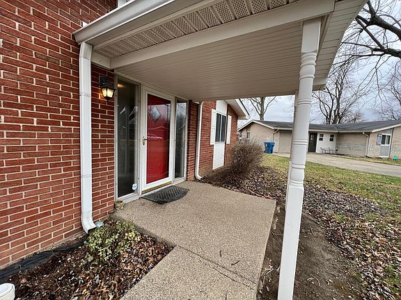 5th image of 9409 Granville Pl