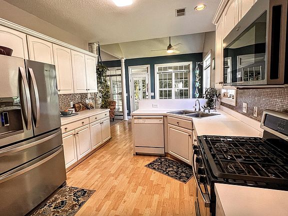5th image of 1721 Fox Ridge Ct