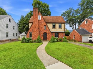 66 Rencelau St, Springfield, MA 01118