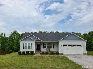 64 W Gennessee Dr, Zebulon, NC 27597