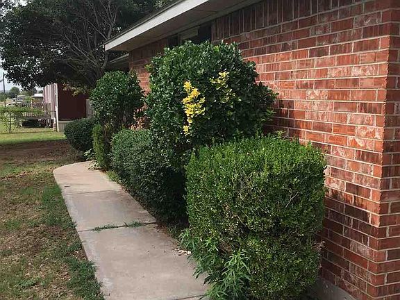 4th image of 1101 S Fm 369