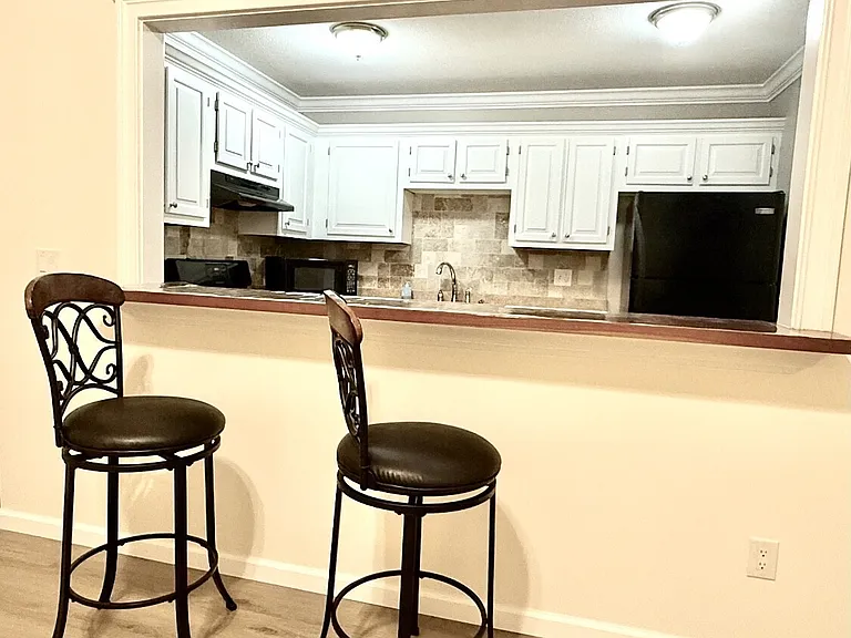 11 Byrne Ct #C2 — Photo 3