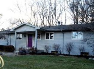24635 Power Rd, Farmington Hills, MI 48336