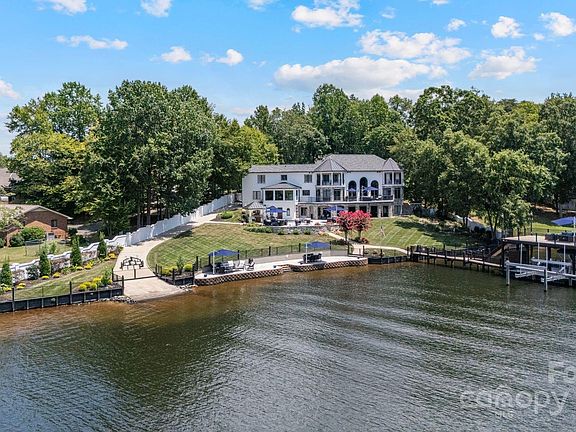 4th image of 140 Larkhaven Ln