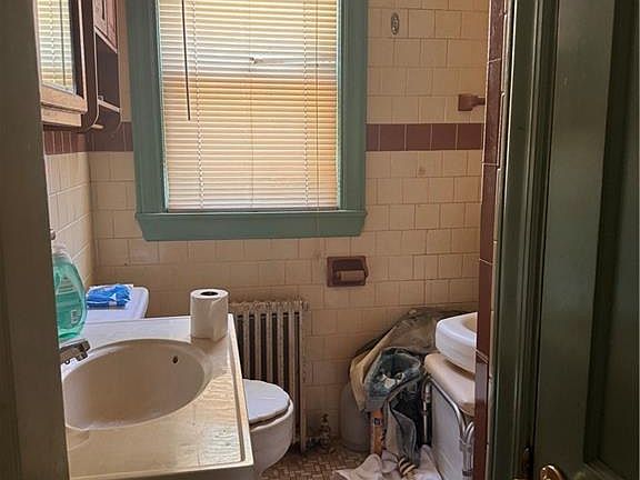 5th image of 13 Colonial Way