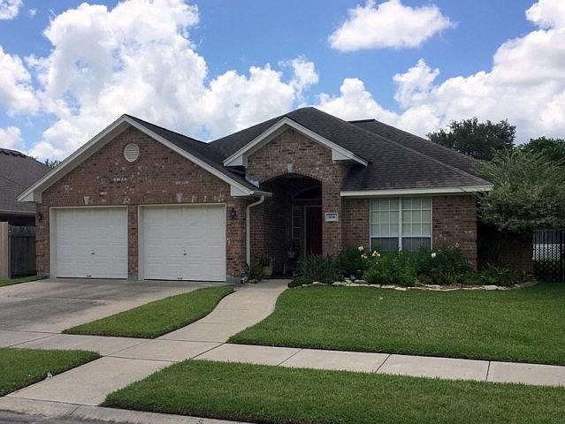 1st image of 104 Sirocco Dr