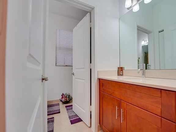 3rd image of 4921 NW 59th St