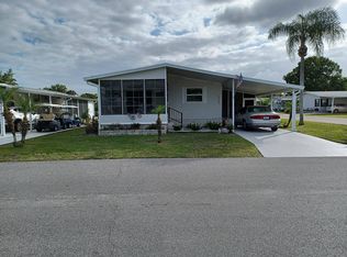 2098 Pebble Beach Blvd #717, Orlando, FL 32826