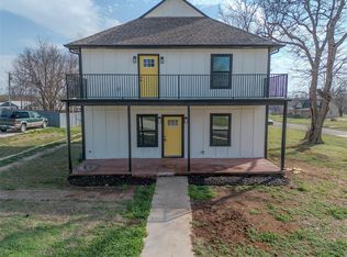 705 E Springer Ave, Guthrie, OK 73044