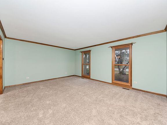 4th image of 1536 Meadowland Dr