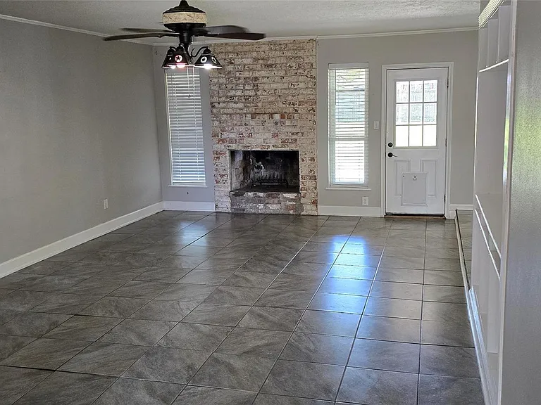 11507 Marrs Dr — Photo 6