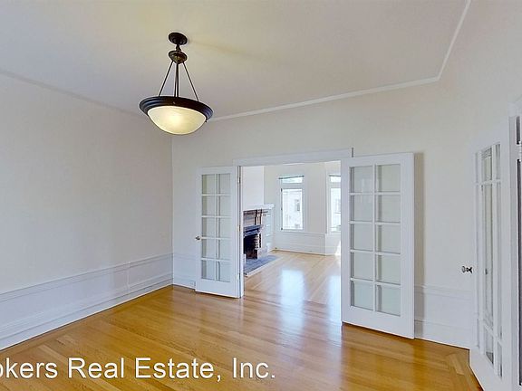 3rd image of 1960 Grove St Unit 1960
