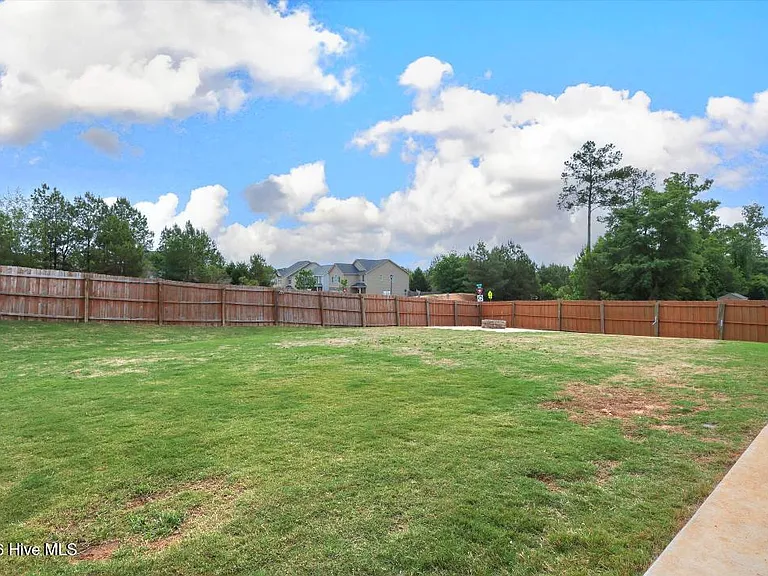 1421 Dooley Ln — Photo 34