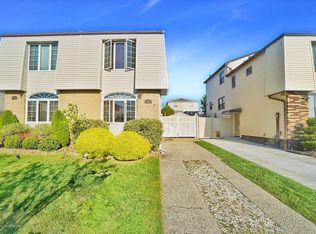 85 Woehrle Ave, Staten Island, NY 10312