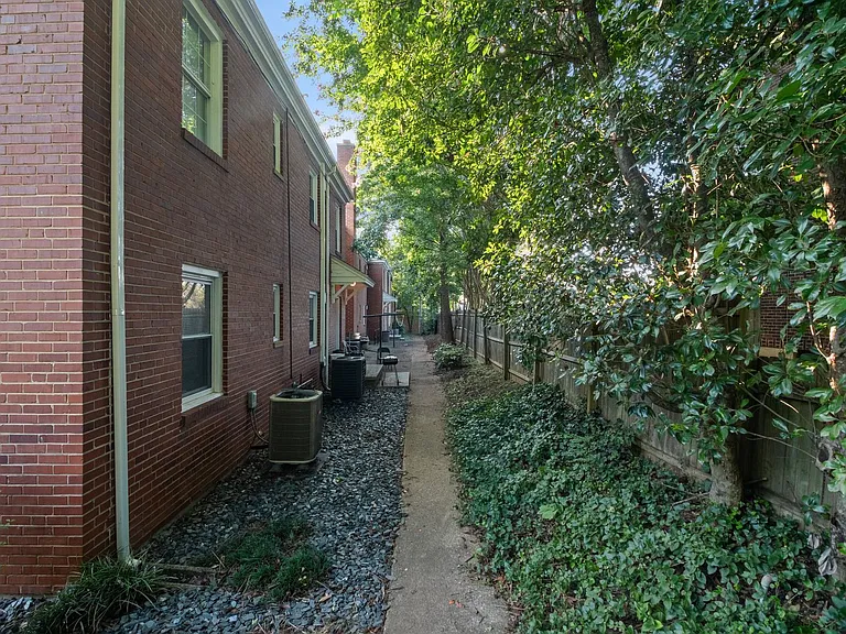 2 bed/1 bath at Monroe St. Apartments in Martinsville, VA! — Photo 15