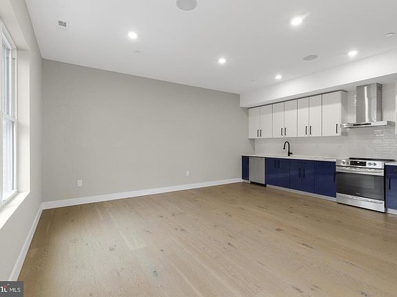 2nd image of 1343 Fitzwater St #202