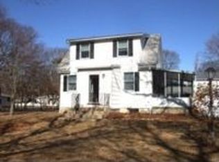 215 Southaven Ave, Mastic, NY 11950