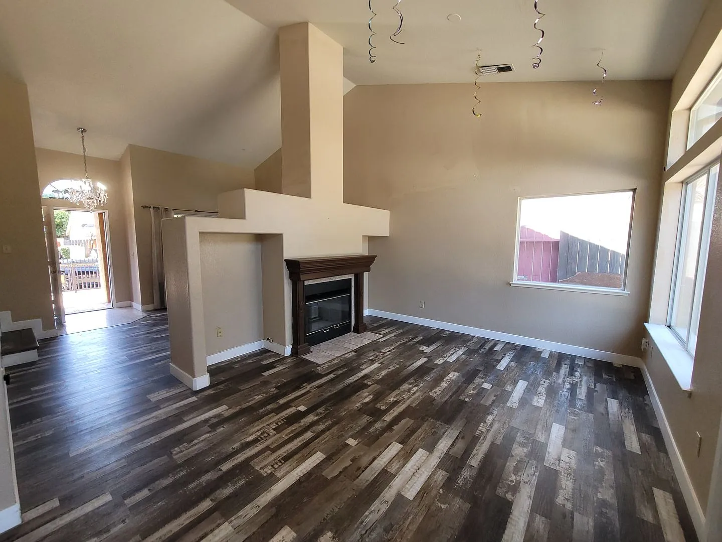 Reduced! - Spacious 4 Bedroom House - 1703 Diablo Creek Dr, Stockton, Ca 95618 — Photo 4