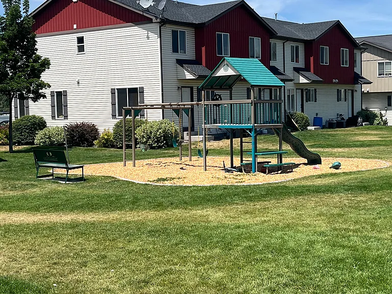 566 Sunflower Rd — Photo 17