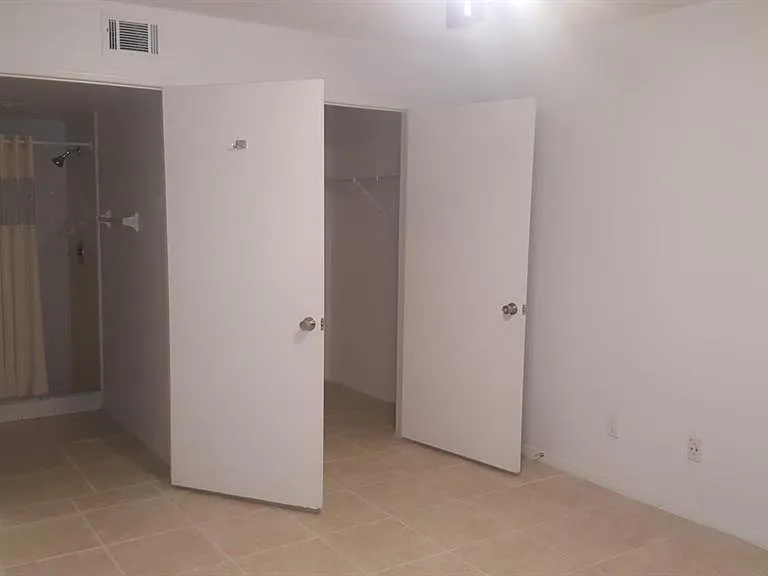 13917 Timberland Dr #101 — Photo 6