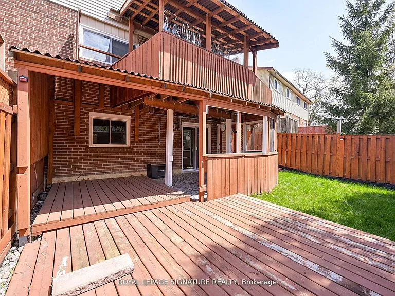 26 Peterson Ct #LOWER — Photo 31