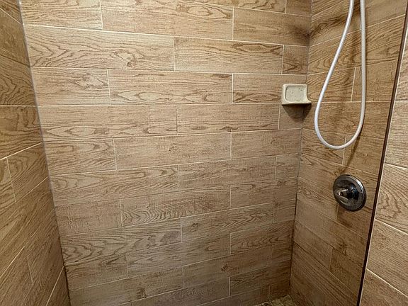 2nd image of 6012 Van Buren Pl Floor 1