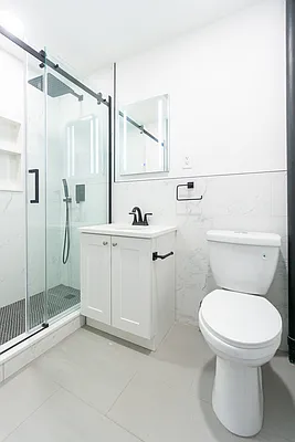 Rented by Compass | media 13