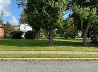 4631 Primrose Rd, Philadelphia, PA 19114