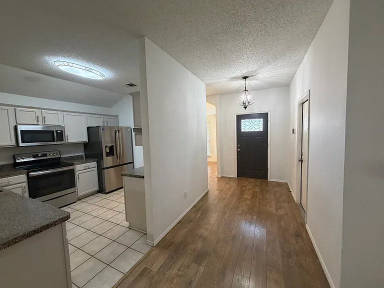 9837 Carter Dr — Photo 17