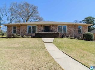 1817 Post Oak Rd, Vestavia Hills, AL 35216