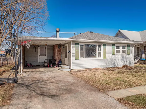 1017 E 5th St, Mount Vernon, IN 47620