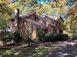 269 Heather Ln, Franklin Lakes, NJ 07417