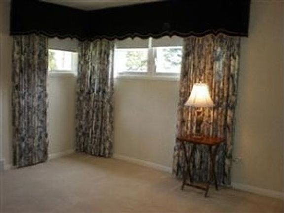 4th image of 405 Yvonne Dr