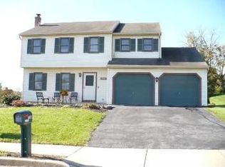 1736 White Water Rd, Lancaster, PA 17603