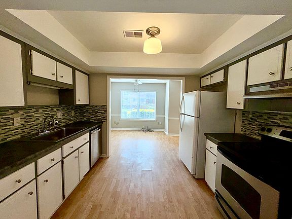 4th image of 760 Coventry Township Pl