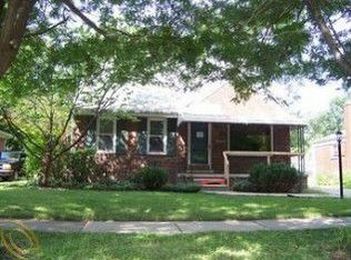 4176 Howard St, Lincoln Park, MI 48146