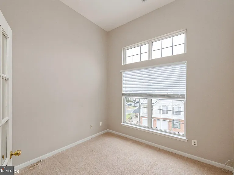 25340 Lake Mist Sq #301 — Photo 29
