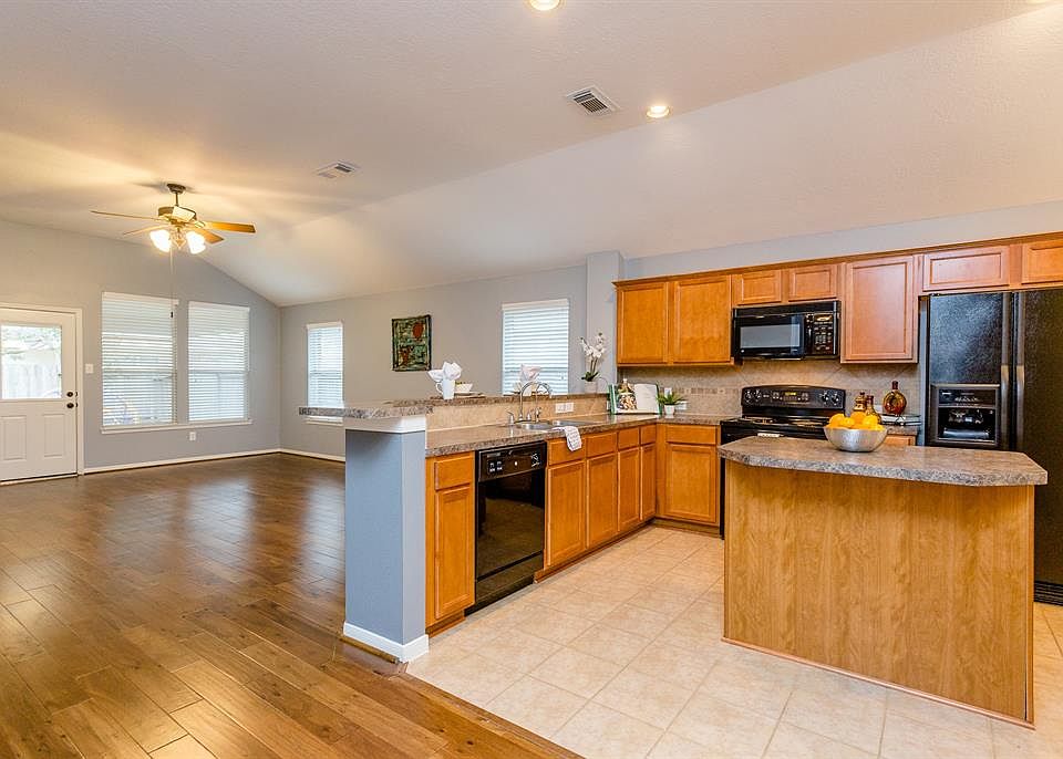 1st image of 3931 W Auden Cir