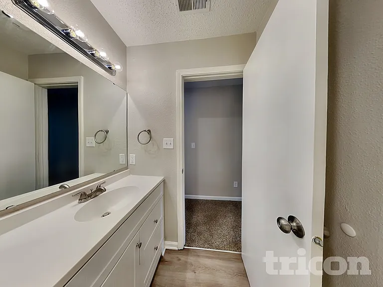 5314 Cliff Ridge Dr — Photo 15
