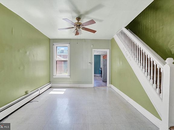 5th image of 818 Wallace St