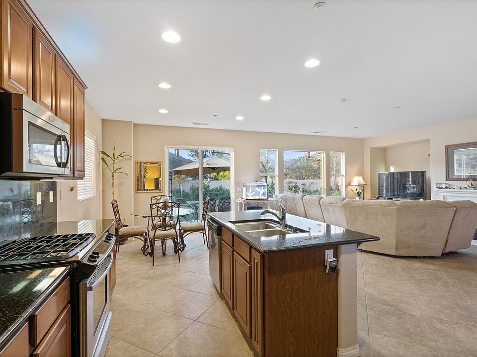 1st image of 538 Chandler Ct