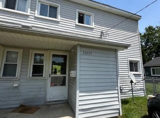 32223 Oscoda Ct, Westland, MI 48186