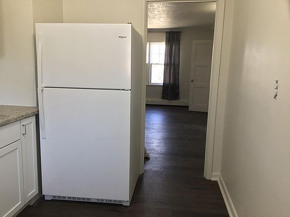 5th image of 321 N Duluth Ave #4