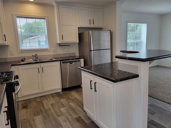 3rd image of 2925 W Loch Lomond Ct #400